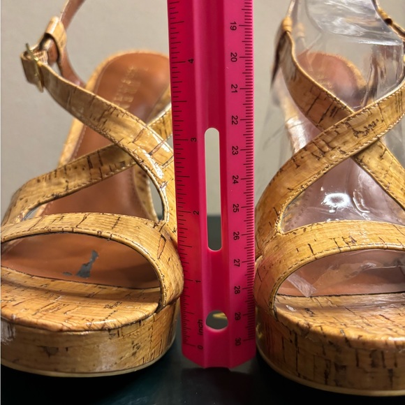 Ralph Lauren tan cork coated platform sandals; very nice and easy to walk in - Picture 8 of 10